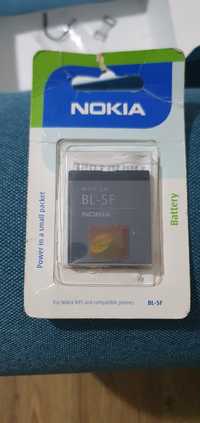 Vând baterie noua N95