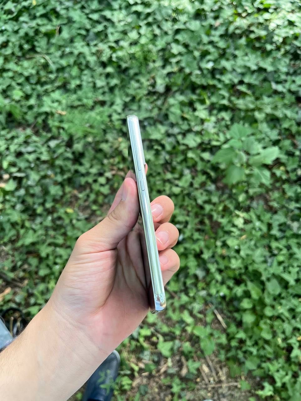 Samsung s22 plus ideal