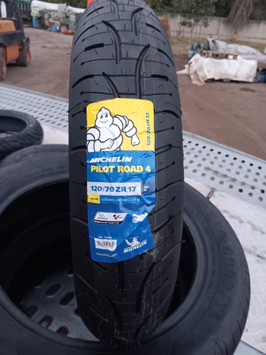 Michelin 120 70 zr17 предна гума мотор
ПРЕДНА ГУМА PILOT ROAD 4 120/70
