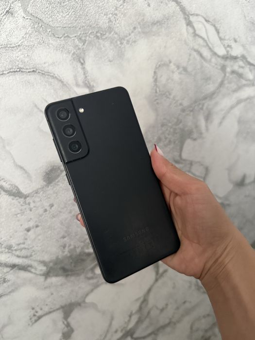 Смартфон Samsung  S 21