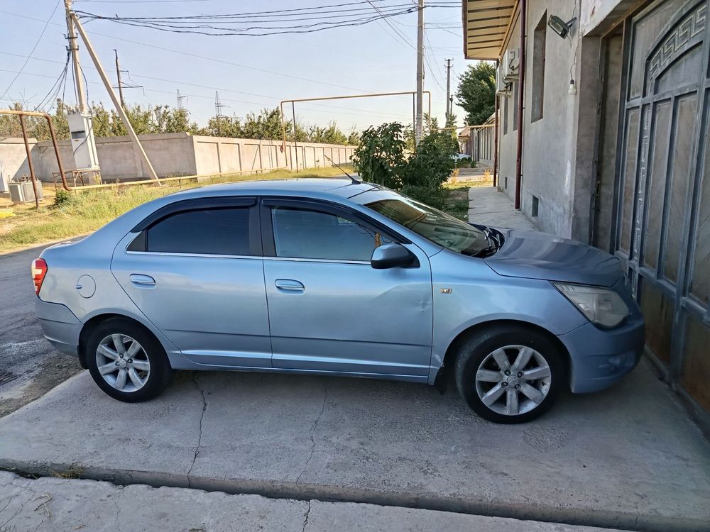 Cabalt 2013 дильфин Автомат каробка