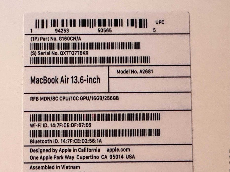 Oferta Black Friday Apple MacBook Air 13.6 inch M2 ca nou