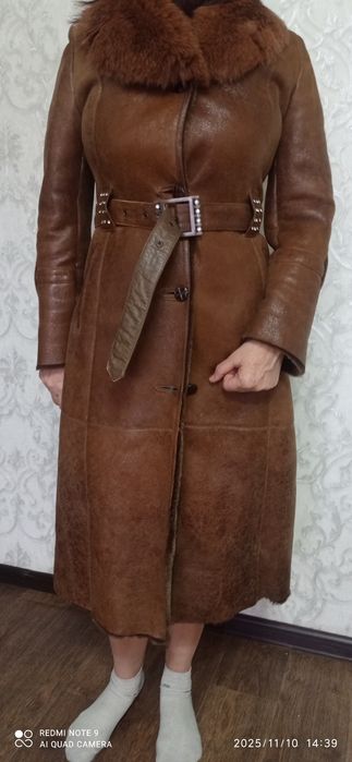 Продам женскую дубленку