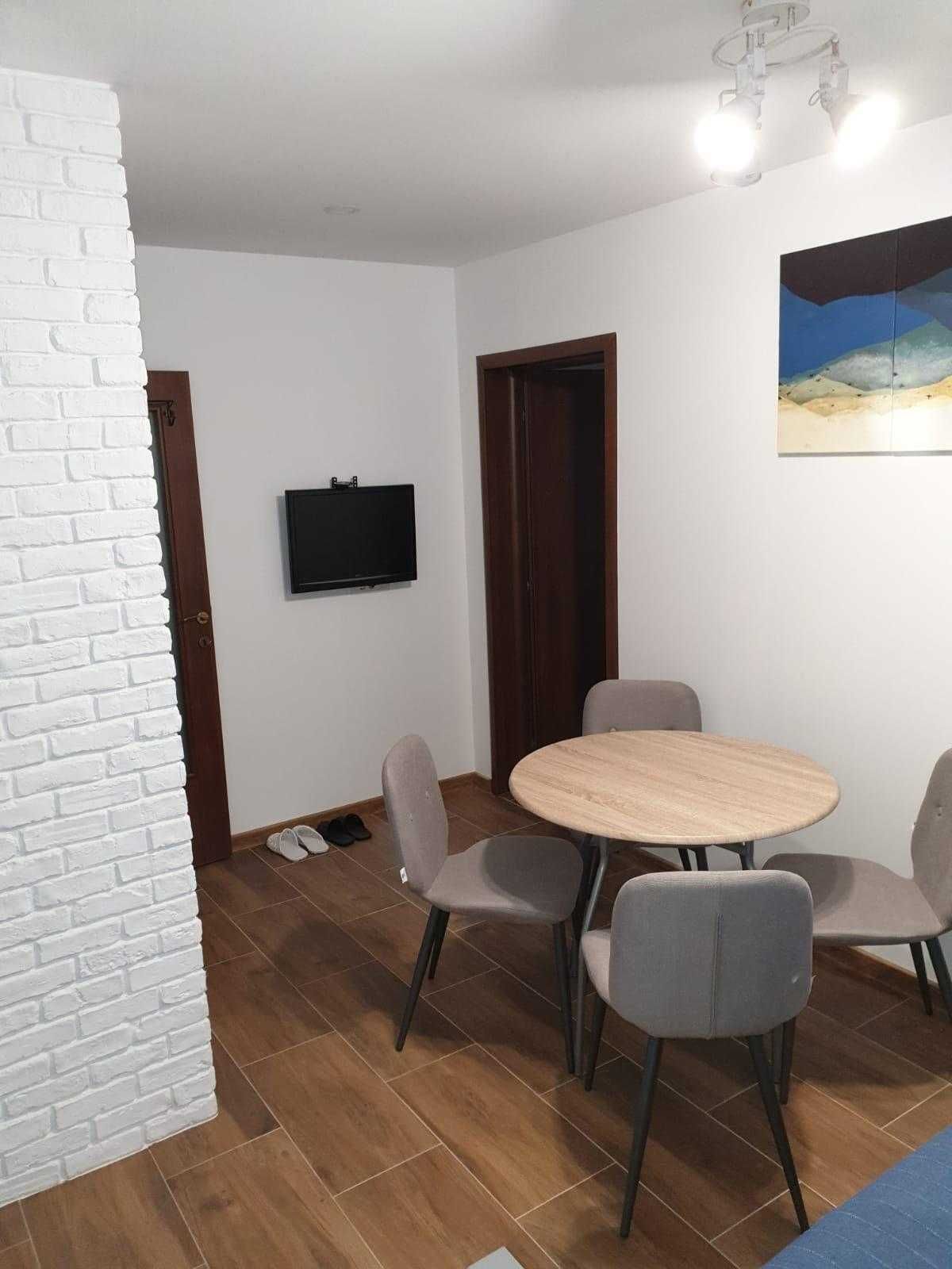 Închiriez apartament doua camere ultracentral