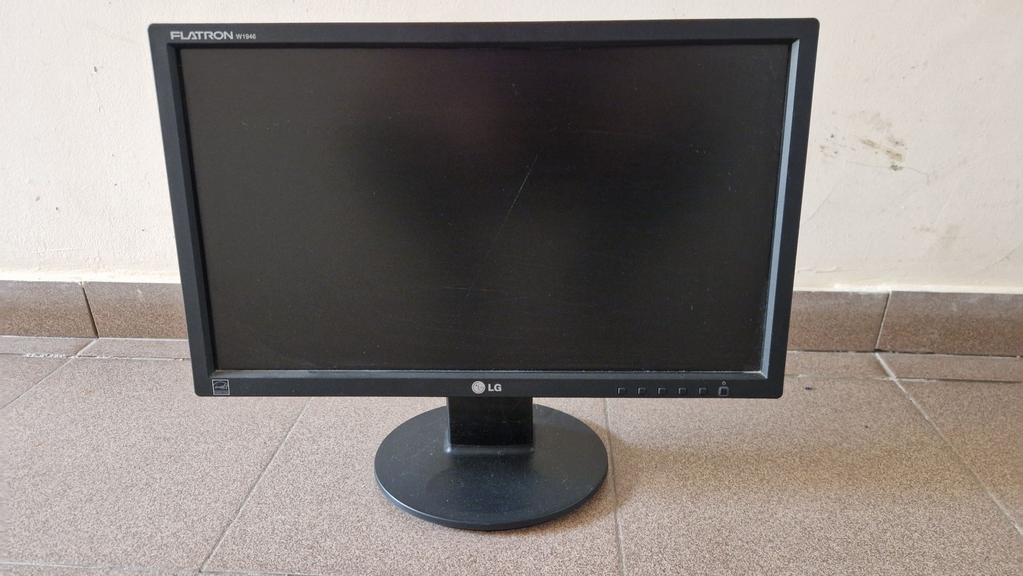 Monitor 19" LG W1946, suport monitor
