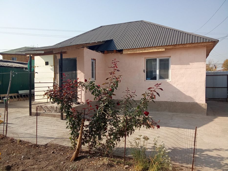 Дом в Каскелене в центре.