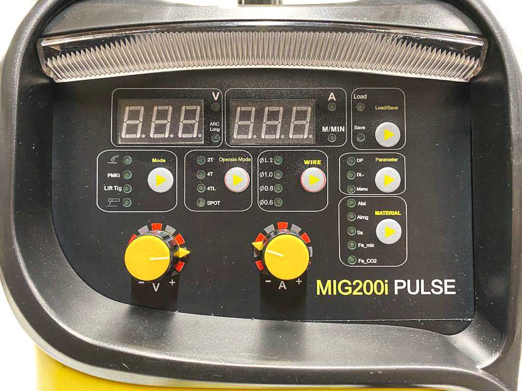 Aparat sudura MIG 200i Pulse + butelie 8L argon CO2 + ceasuri + sarma