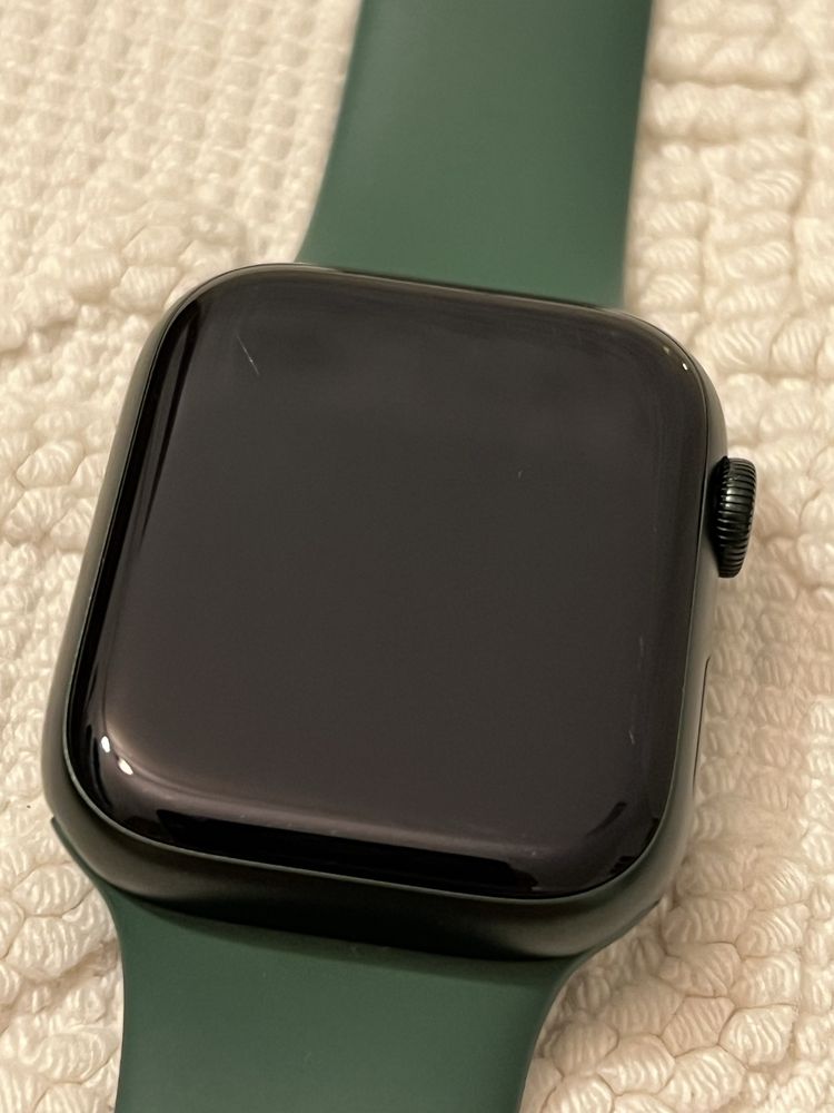 Apple Watch 7, GPS, 45 mm