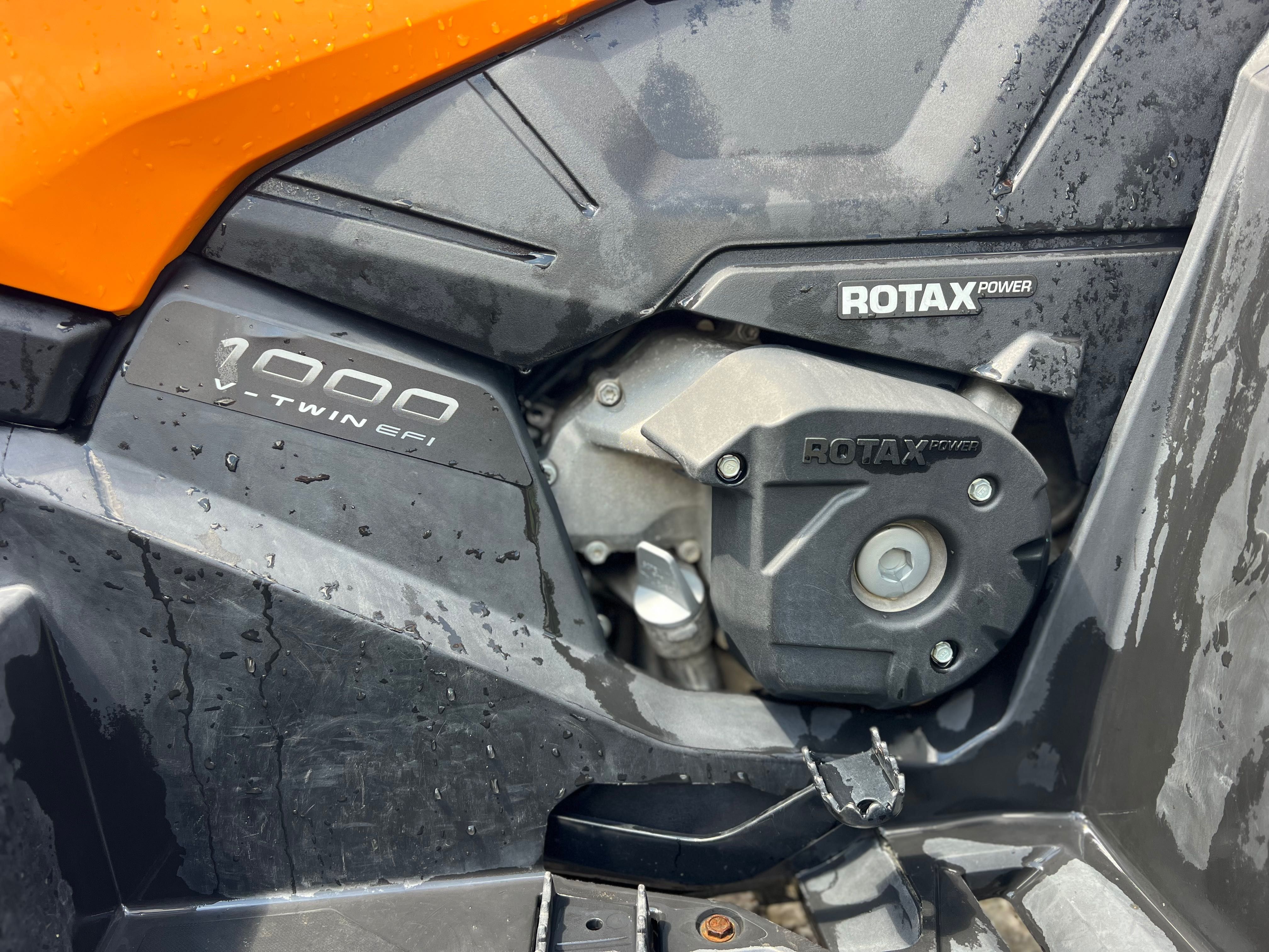 ATV Can Am Outlander 1000 MAX XTP