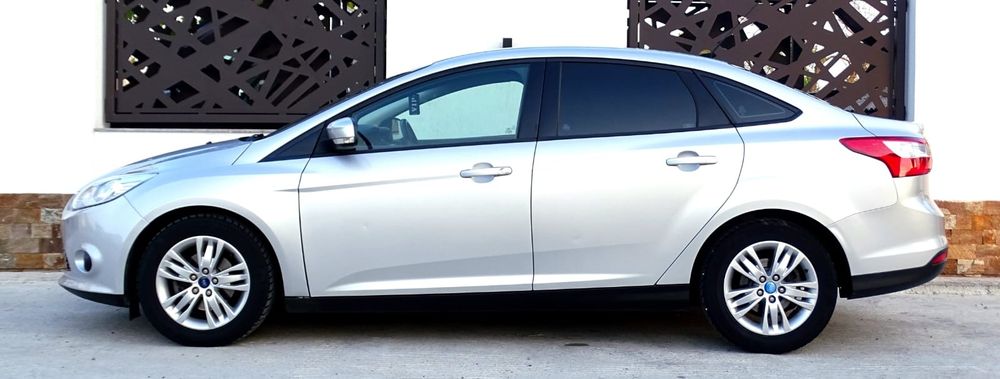 Vând Ford Focus 1.6 DIESEL