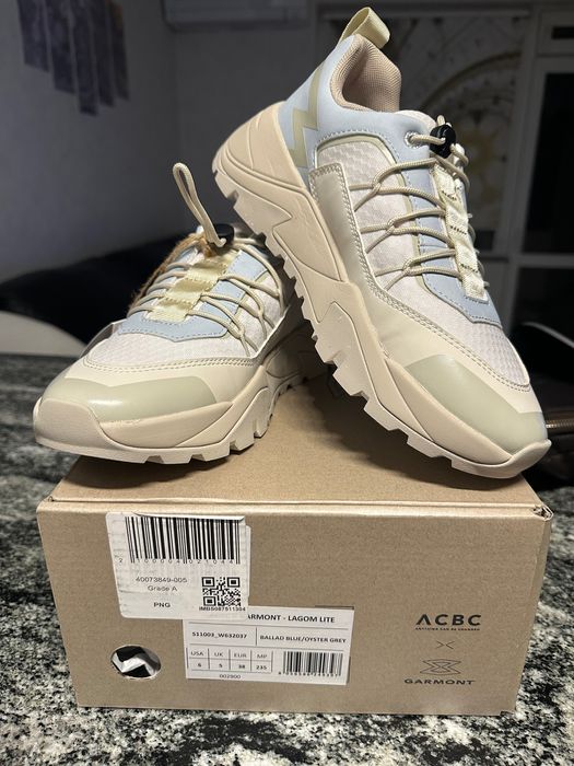 Сникарси Garmont