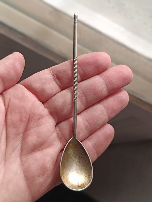 Продаëтся Набор Серебрянных ложки и вилок.