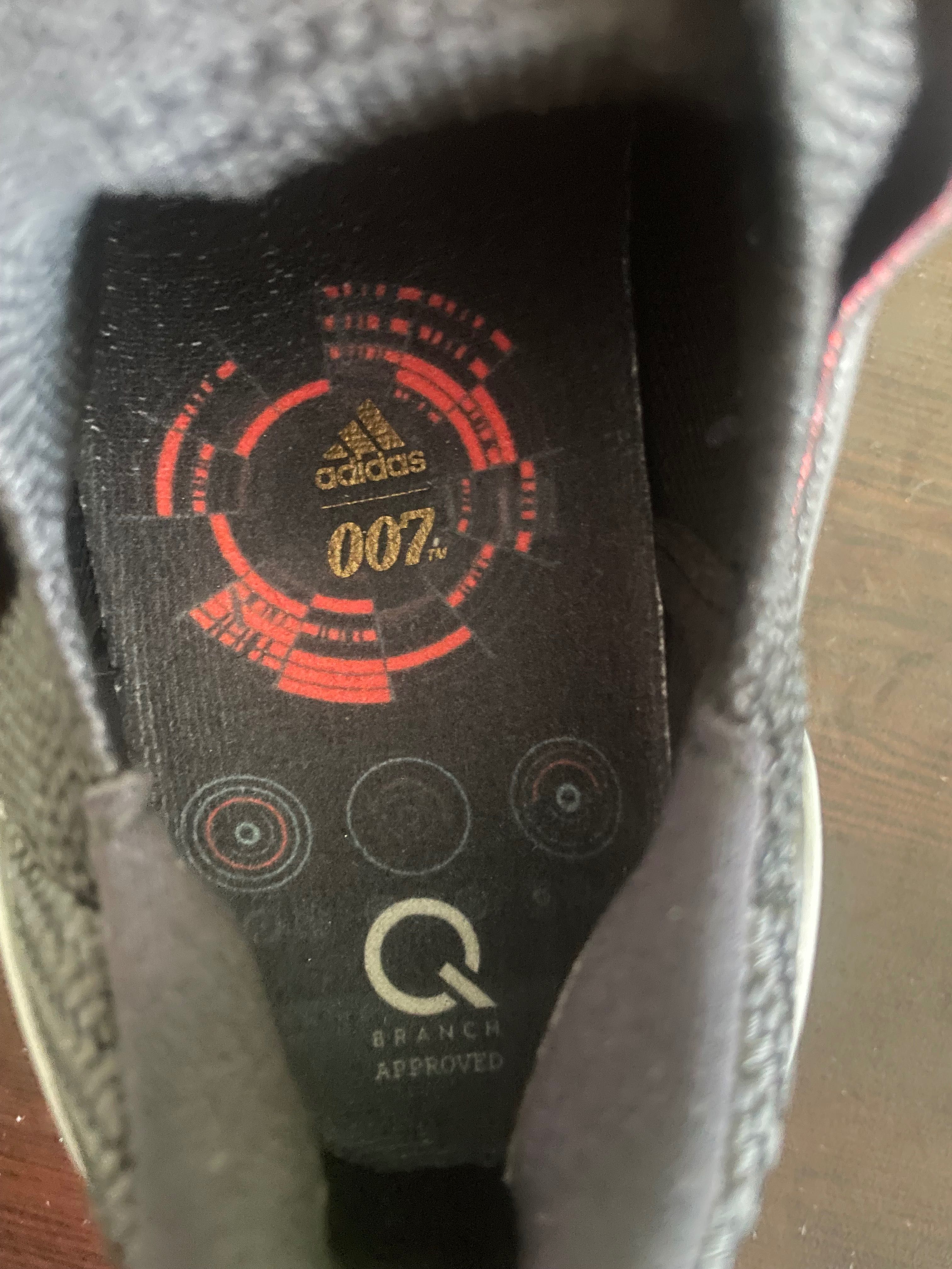 Adidas / James Bond 007 , Размер : 40