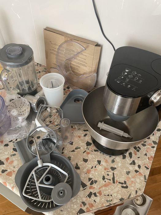 Кухонный комбайн KENWOOD KM28