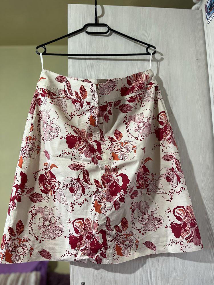 Fusta eleganta de dama