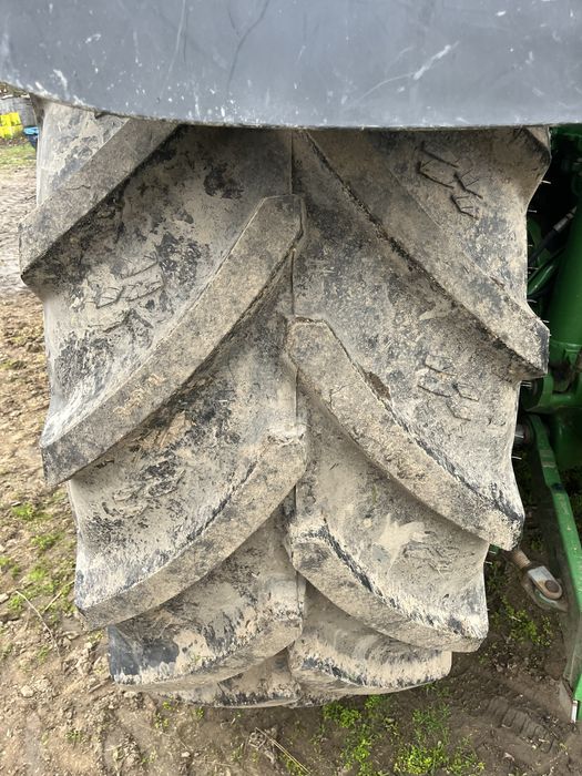 Гуми за селскостопанска техника 650/65r38