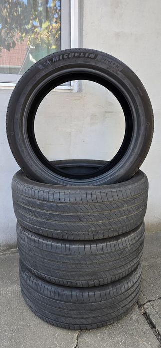 Cauciucuri vara 235/45 R 20