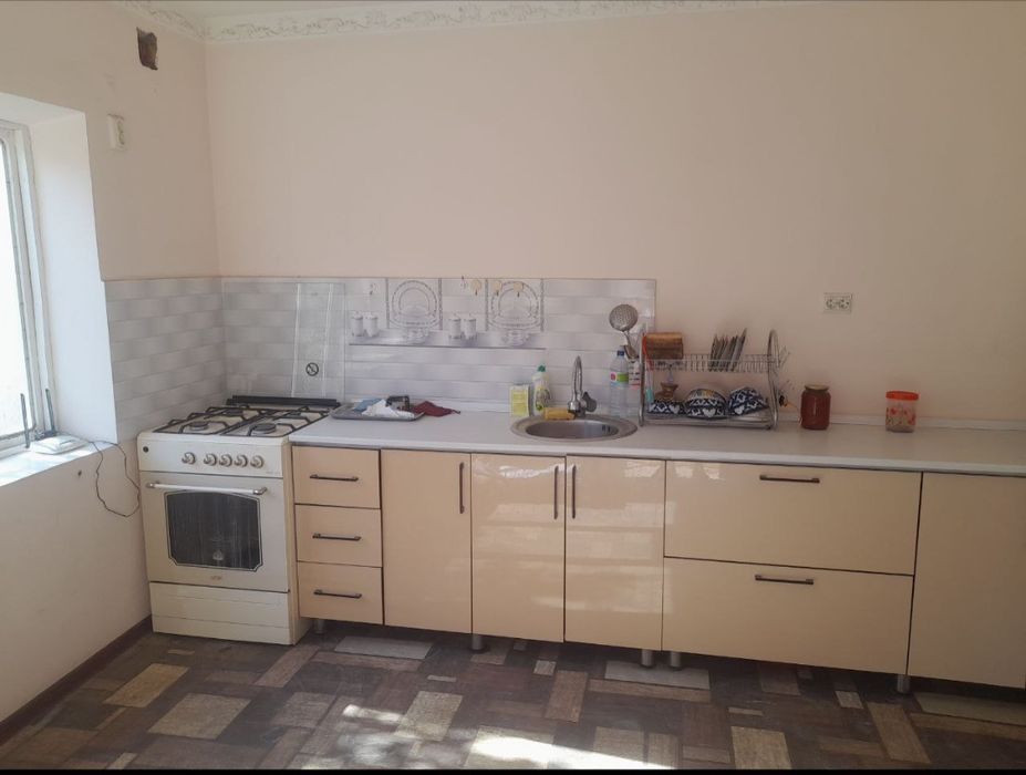Hovli Sotiladi markazdan
