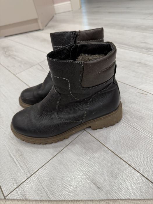 Продам сапоги 37 размера в отличном состояний натуральная кожа мех нат