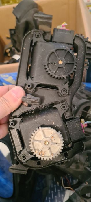 Piese ibiza 6l oglinda stop motoras geamuri electrice caseta directie