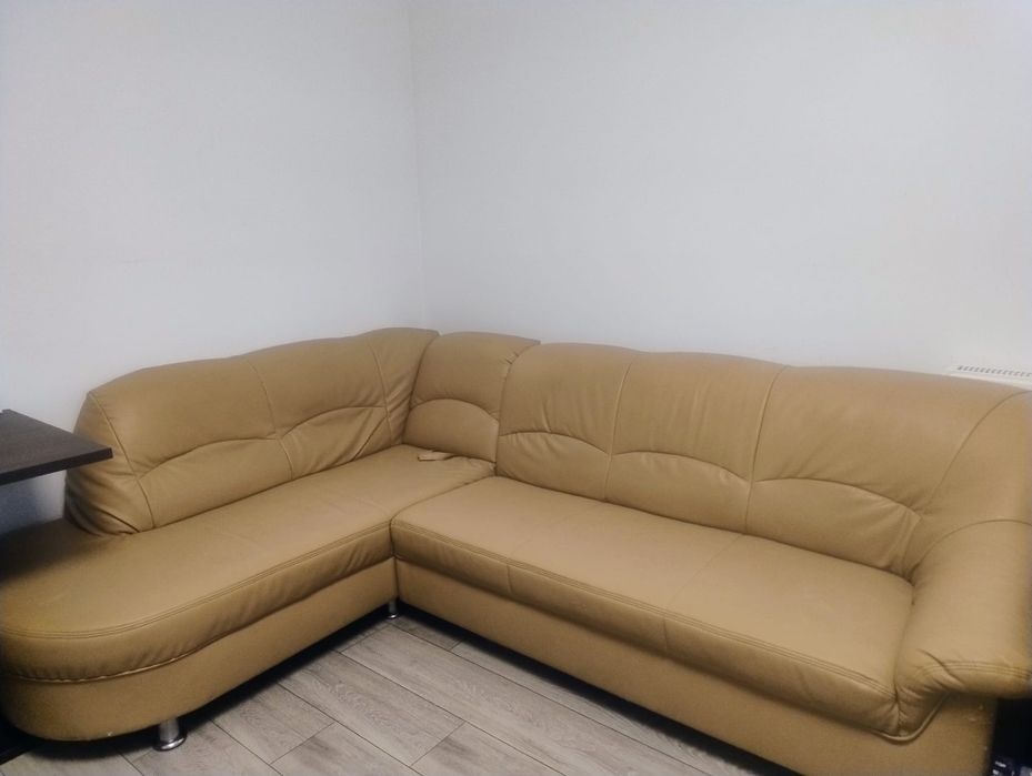 Colțar din piele eco-pret accesibil