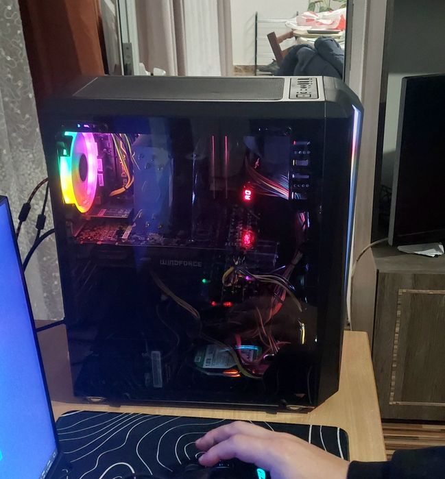 Настолен компютър подходящ за Гейминг