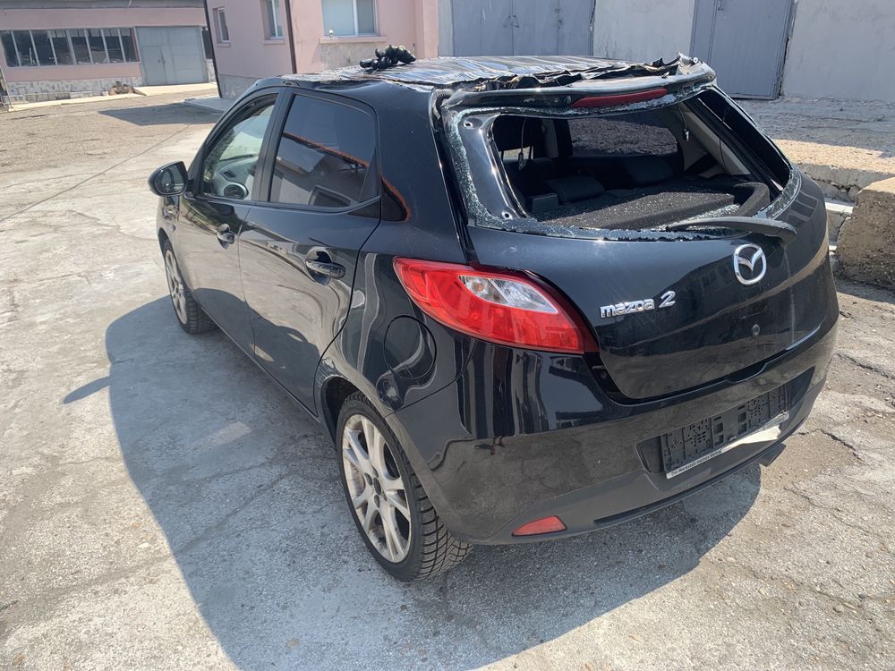 Mazda 2 / Мазда 2 1.5i 103кс. - НА ЧАСТИ