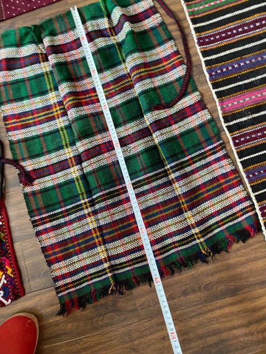 Автентична традиционна престилка от носия и възглавници