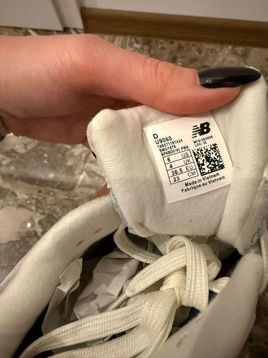 Adidasi New balance femei