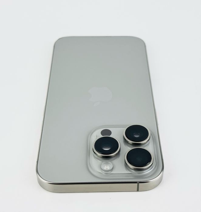 Apple iPhone 16 Pro 256GB Natural Titanium USA! Отличен! Гаранция!