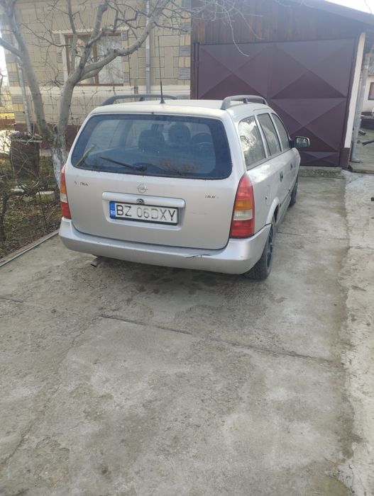 Vând opel Astra g. Motor 2.0