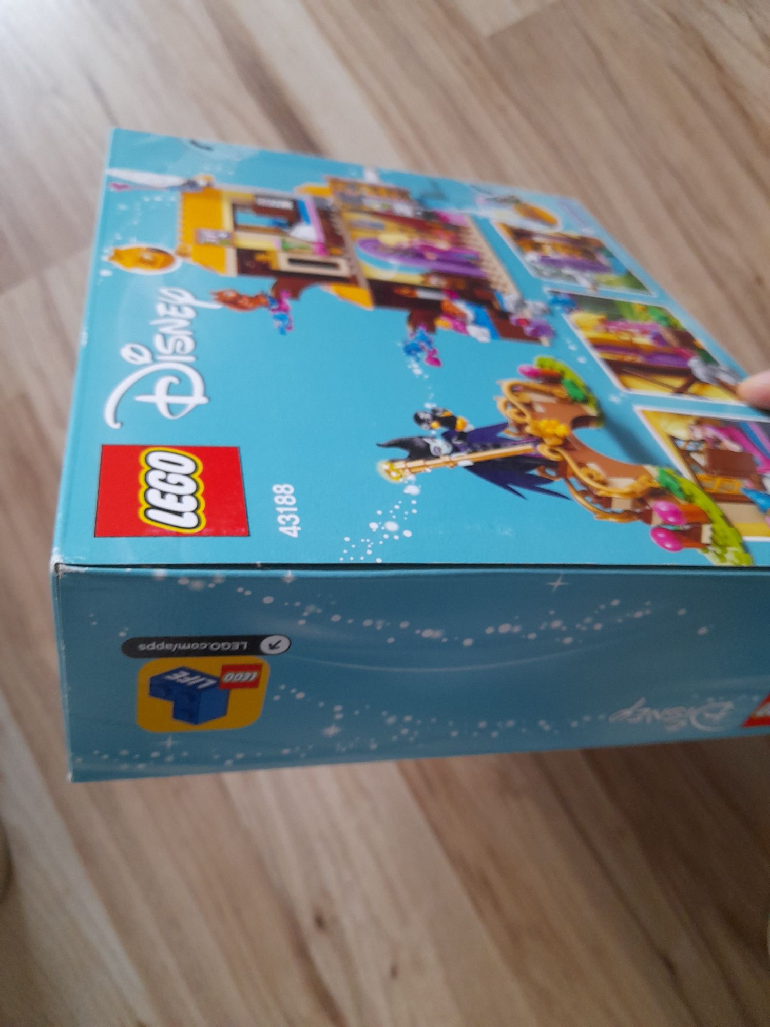 LEGO nou sigilat Disney Princess Casuta din padure a Aurorei 43188