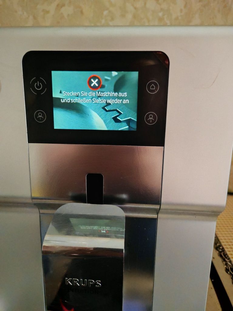 Krups Intuition Preference+ Silver EA875E
0
Начална страница

Битова т
