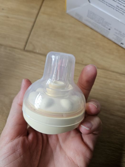 Система за хранене биберон за шише Medela Calma