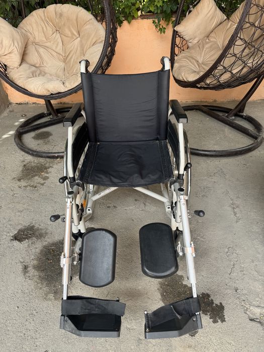Продается инвалидная коляска