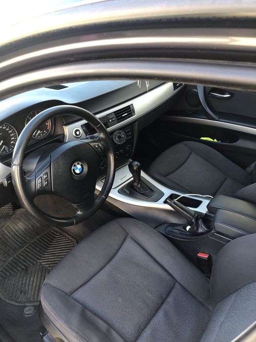 Vand sau Schimb Bmw seria 3 e91 320d , cutie automata
