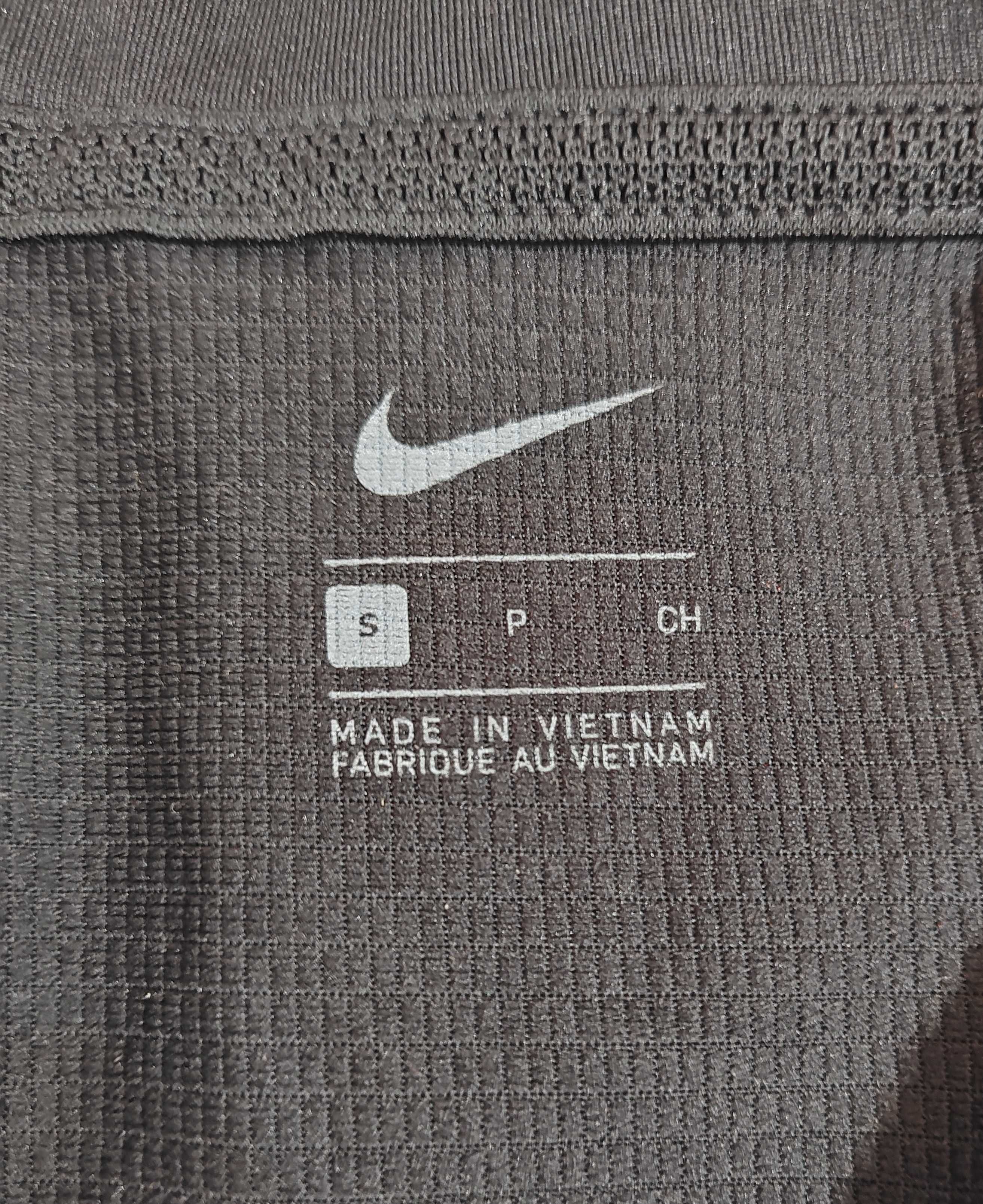 Nike Мъжка тениска размер S