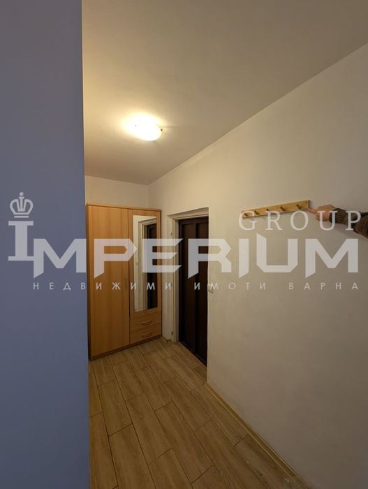 Двустаен обзаведен апартамент под наем в района на Генералите, гр. Ва