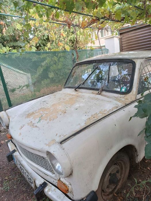 Продавам Трабант 601