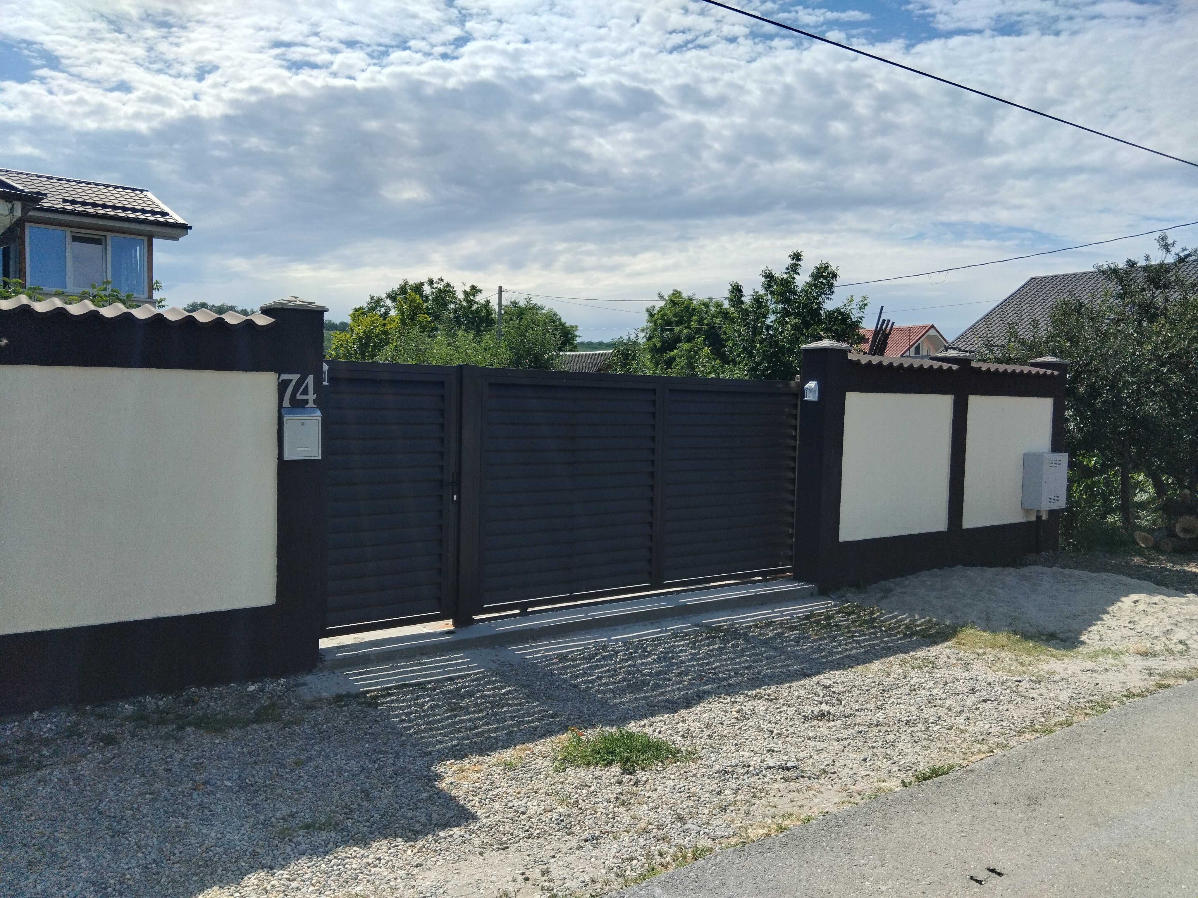 Porti,balustrazi,garduri din placi prefabricate