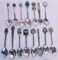 Lot 15 lingurite suvenir placate cu argint, de colectie, din anul 1998