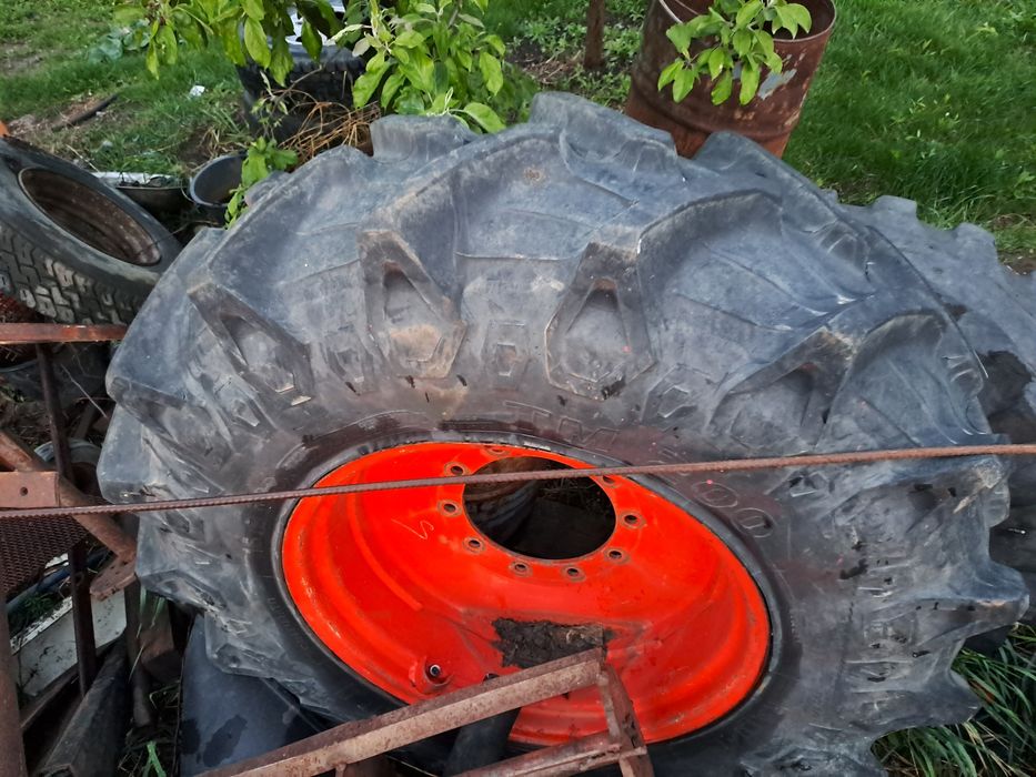 Roata buldoexcavator fai