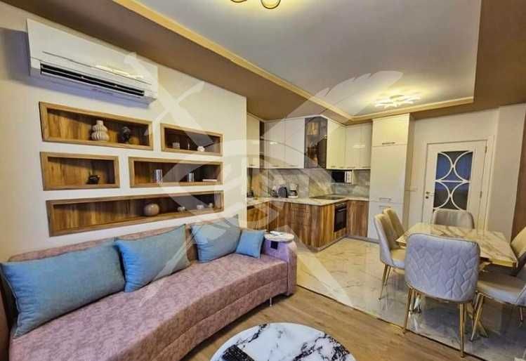 Дава се под наем Тристаен апартамент в Варна, Базар Левски - 80 кв.м за 1500 € - Снимка #2