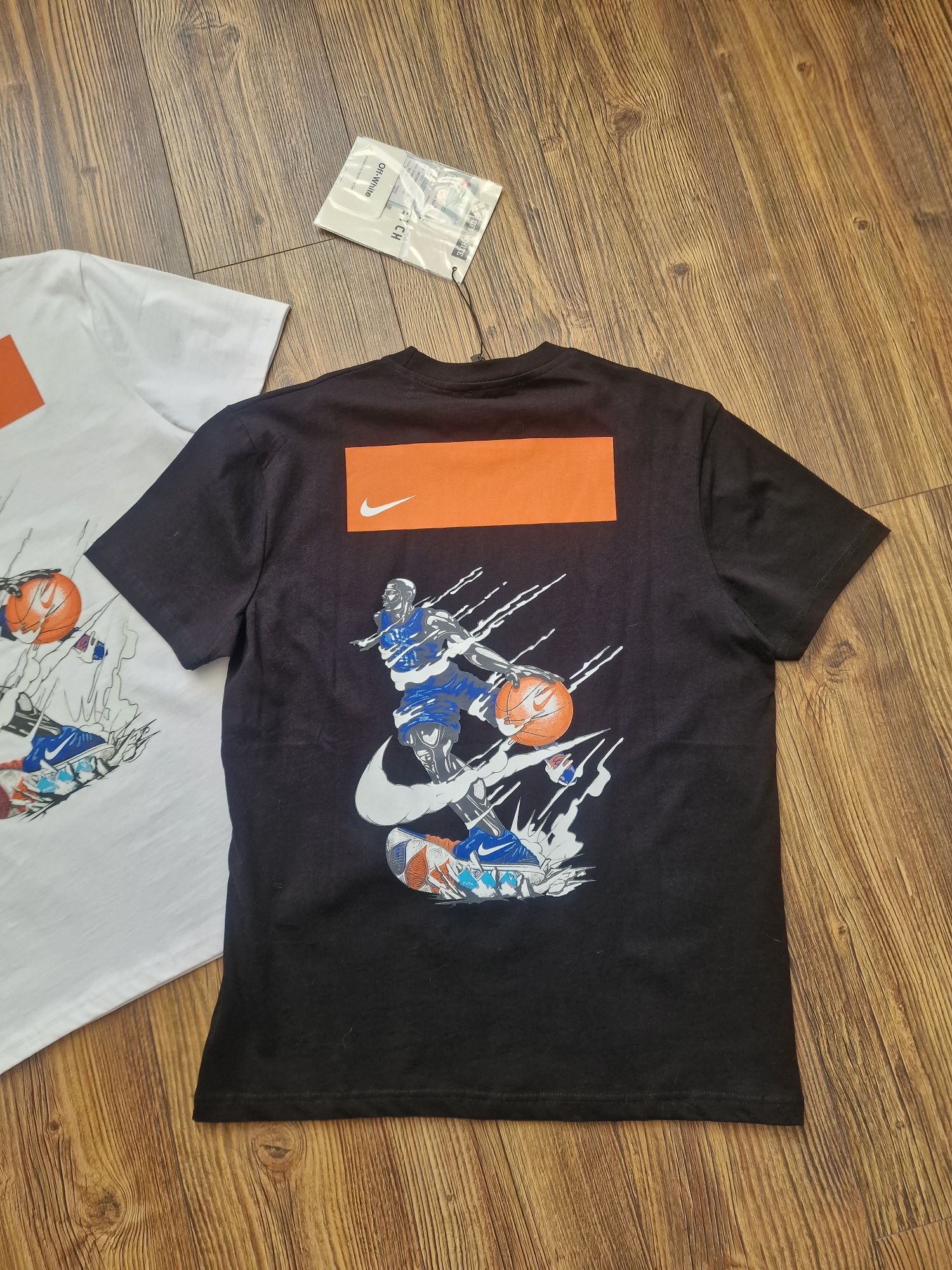 Мъжка тениска  размер L / XL
Най-висок клас материя и