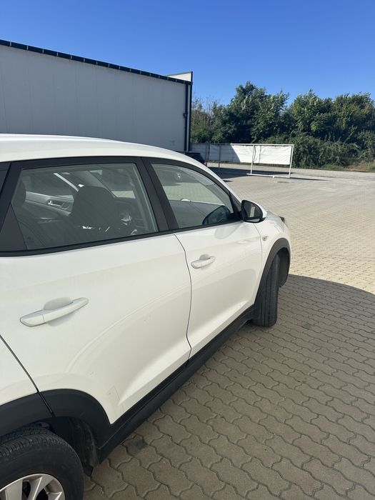 Hyundai tucson automata benzina in stare buna