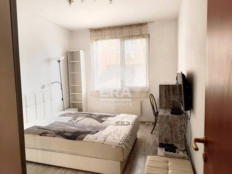 Тристаен апартамент под наем в Манастирски ливади - Запад