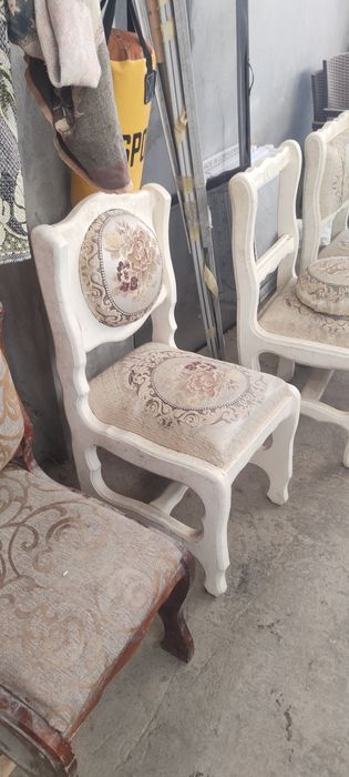 Продается деревянные стулья