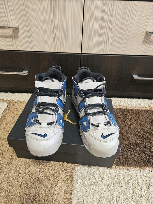 Vând Nike Air Uptempo