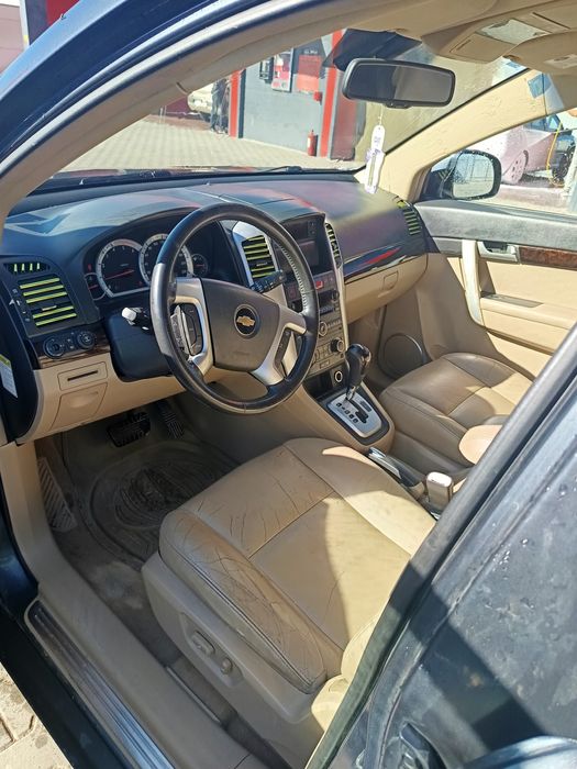 Vând Chevrolet captiva
