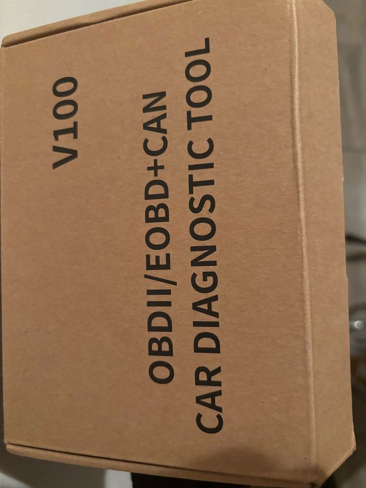 Диагностика за кола V100 OBDII/EOBD+CAN
